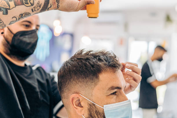 Stop Pomade Kuno! Kenalan dengan Hair Powder, Solusi Rambut Bervolume Natural