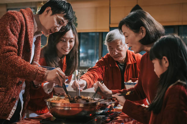 Ingin Pesta Tahun Baru Rendah Lemak? Pakai Electric Pan Saja!