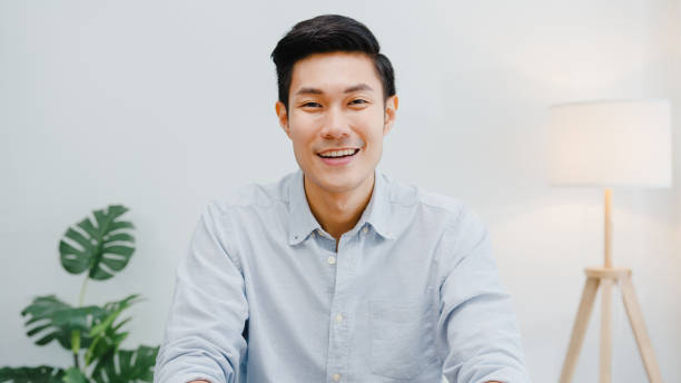 Tips Interview Online Biar Kelihatan Profesional, Meski Pakai Webcam Murah