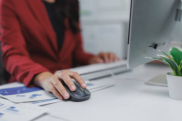Kelebihan dan Kekurangan Mouse Silent Click untuk Kerja Harian