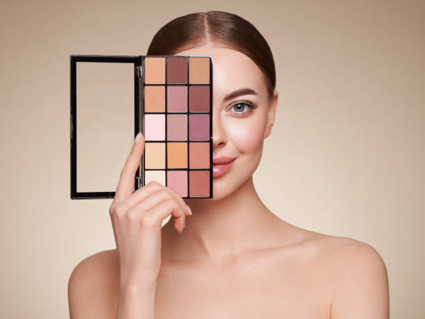 Bingung Cara Padupadankan Eye Shadow? Ikuti Trik Simpel Ini Biar Warnanya Menyatu!