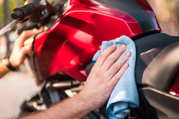 Cara Cuci Motor Sendiri Biar Kinclong dan Bersih Seperti di Salon Kendaraan