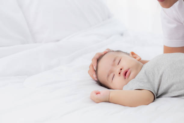 Bayi Sering Rewel Saat Tidur? Ini Penyebab dan Solusinya