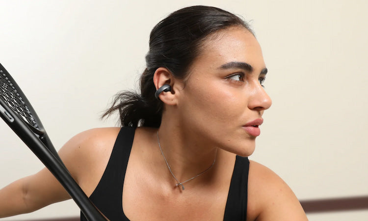 Siapa Cocok Pakai TWS Ear Clip? Cek Jika Termasuk Kelompok Ini!