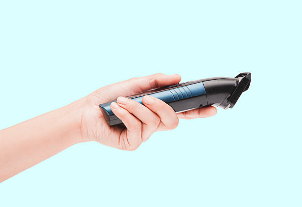 Suka Traveling, Bro? Kamu Wajib Punya Alat Grooming Portable Biar Tetap Rapi dan Keren di Mana Pun!