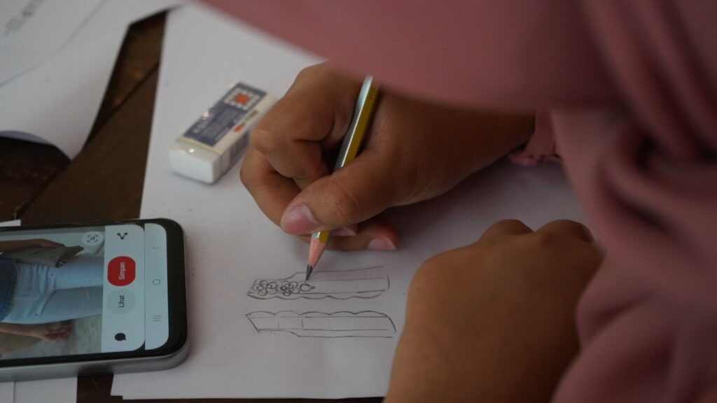 Batik Purbalingga Naik Kelas: Dari Kain Tradisional ke Fashion Ready to Wear Berkelas Global