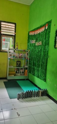 Kelas-Kelas MTsN 2 Jember Disulap Jadi Ruang Belajar Aesthetic: Green, Clean, dan Penuh Literasi