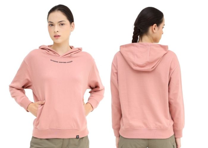 9 Ide OOTD Sweater EIGER biar Look Makin Kece, dari Ngopi Santai sampai Outdoor!
