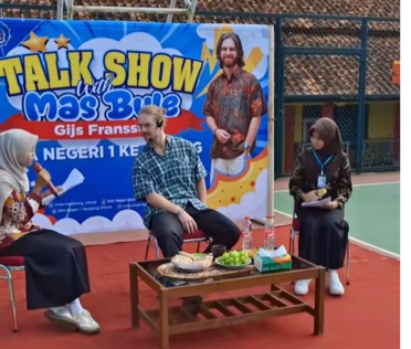 Dari Bahasa Inggris sampai World Cleanup Day: Serangkaian Aksi Keren yang Bikin Sekolah Makin Bersih, Keren, dan Percaya Diri