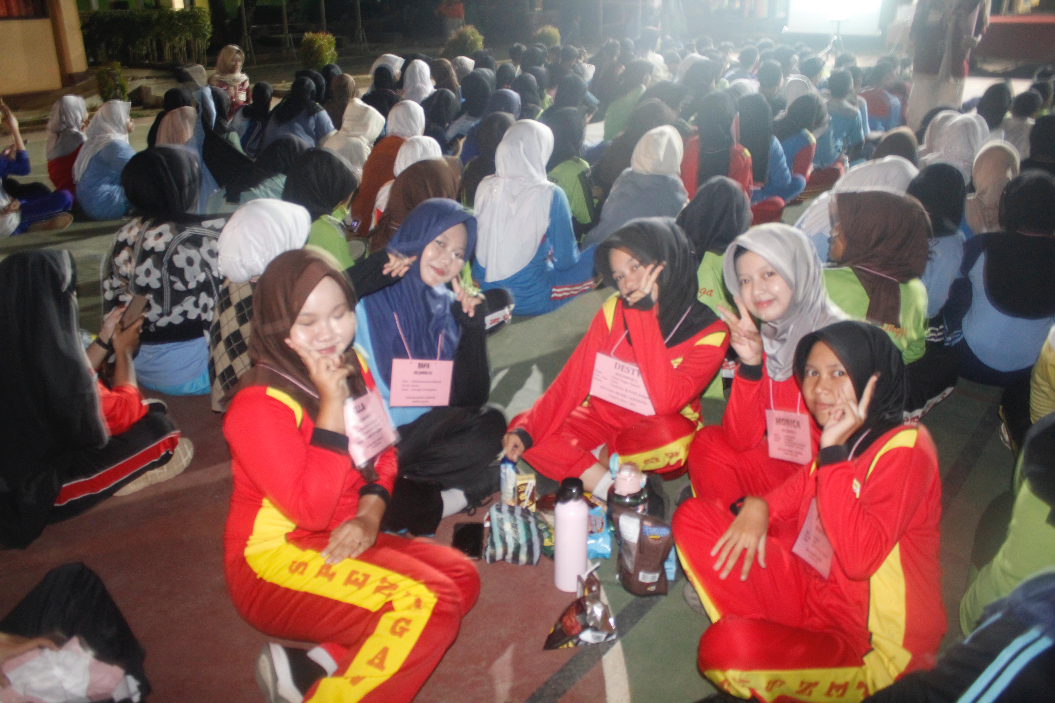 Dari Bahasa Inggris sampai World Cleanup Day: Serangkaian Aksi Keren yang Bikin Sekolah Makin Bersih, Keren, dan Percaya Diri