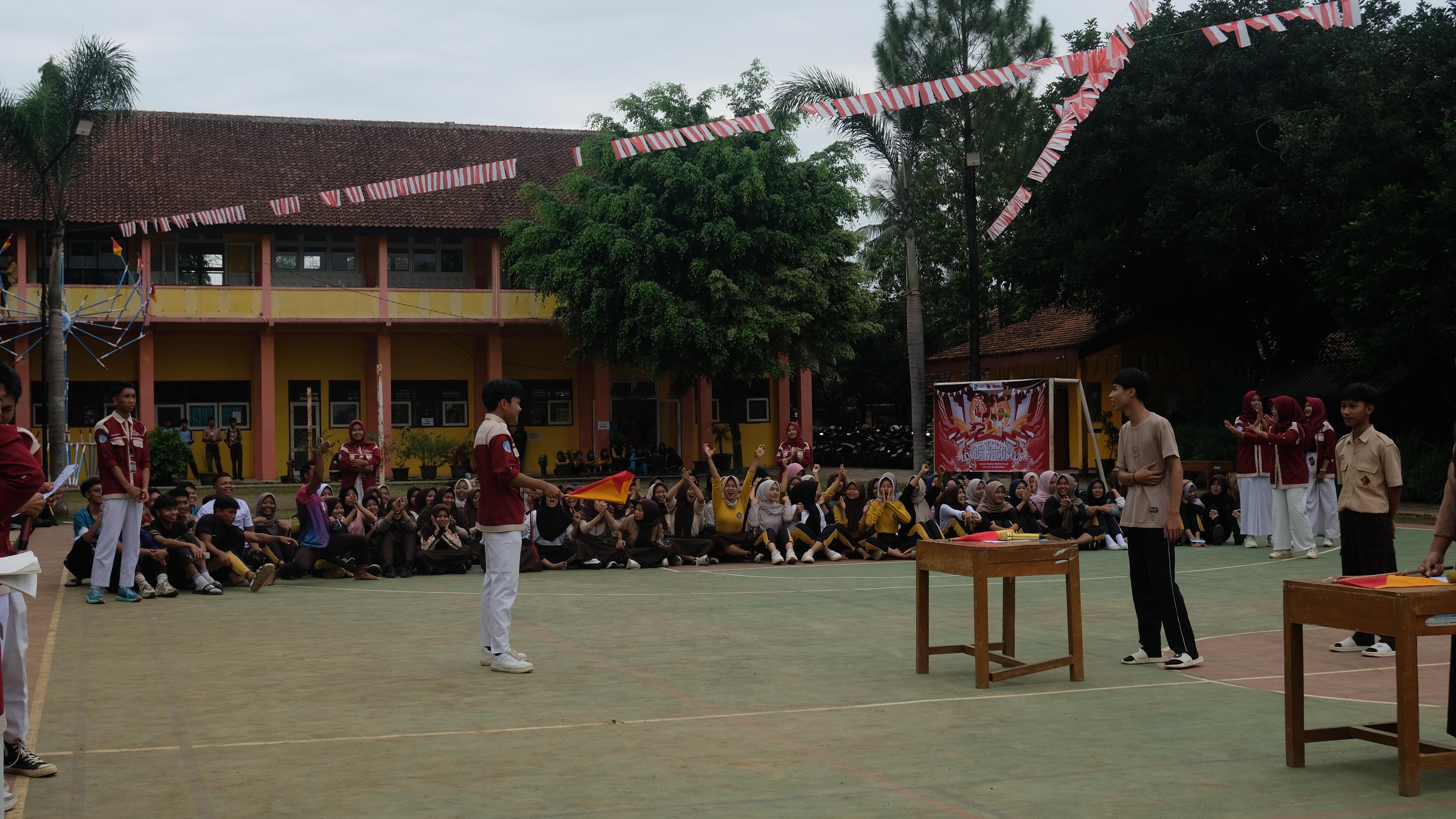 Dari Bahasa Inggris sampai World Cleanup Day: Serangkaian Aksi Keren yang Bikin Sekolah Makin Bersih, Keren, dan Percaya Diri