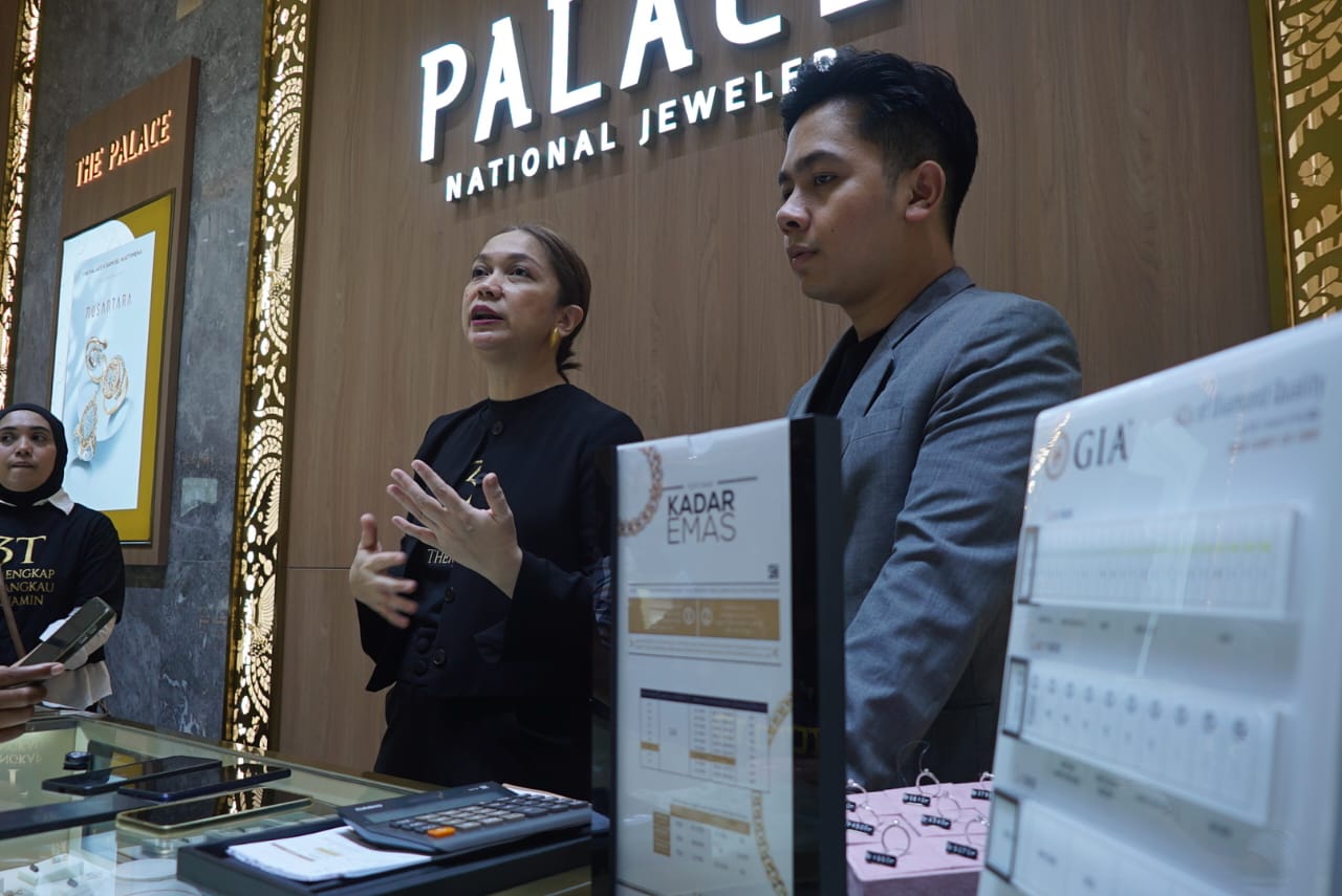 Gerai Perdana The Palace Jeweler di Mojokerto: Surga Perhiasan 3T yang Wajib Dikunjungi