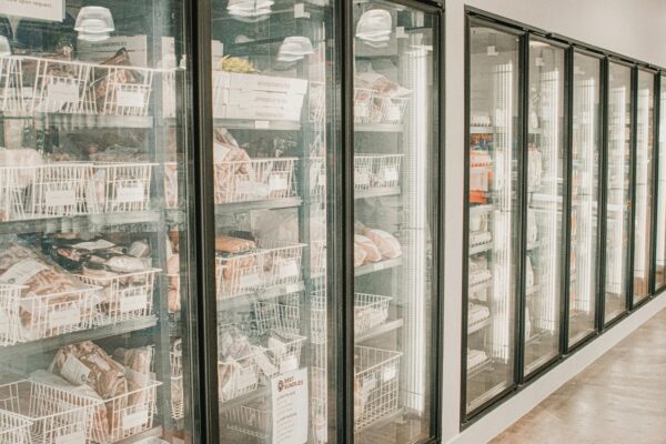 7 Trik Cerdas Pilih Jajanan Kaki Lima & Frozen Food saat Puasa Biar Tetap Sehat