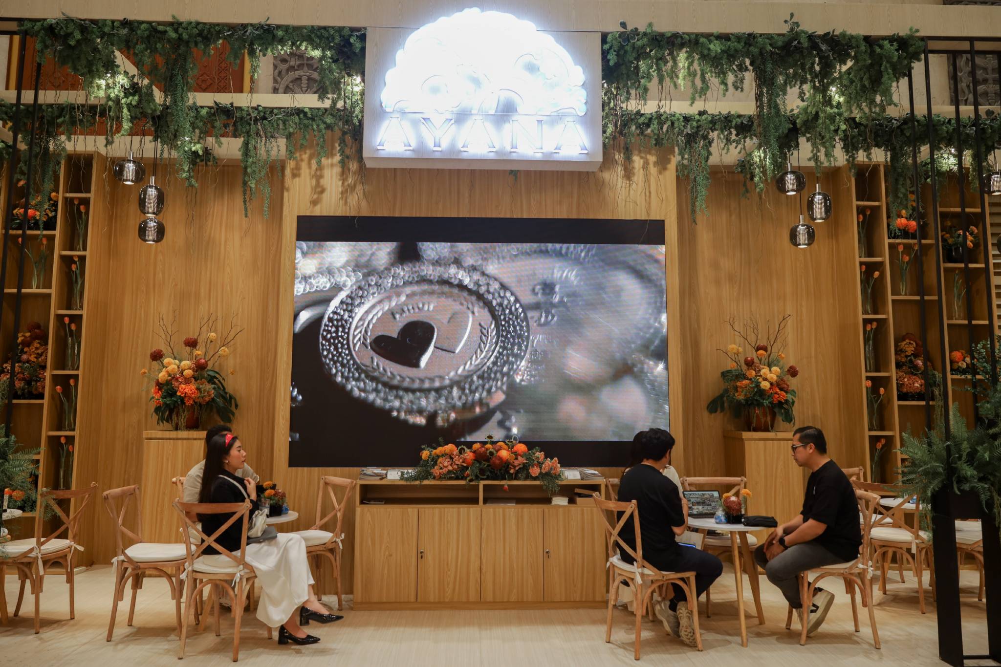Keliling Assembly Hall JICC: Berburu Venue Hotel Mewah & Hadiah Kekinian di Jakarta Wedding Festival 2025