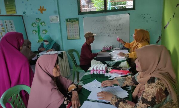 FGK Umsida Bawa Senyum Sehat ke Usia Senja: Dari Cek Gigi Gratis Sampai Psikoedukasi Lansia