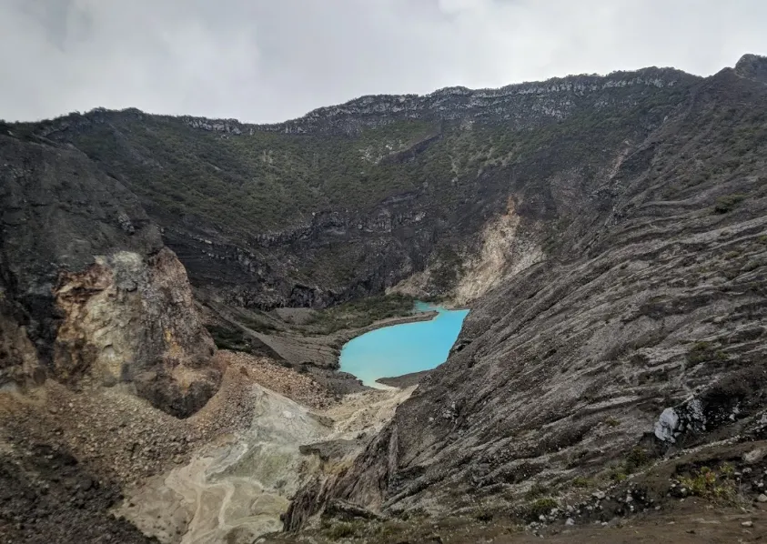 15 Destinasi Kuningan Paling Hits 2026: Dari Gunung, Curug, sampai Situs Bersejarah!
