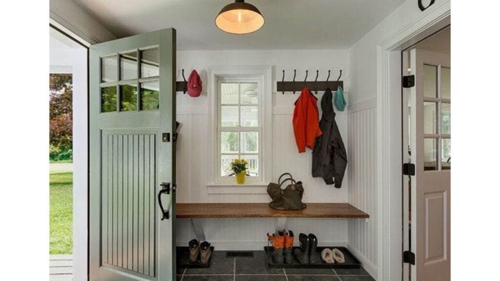 8 Trik Cerdas Bikin Foyer Rumah Minimalis Tambah Keren dan Super Fungsional
