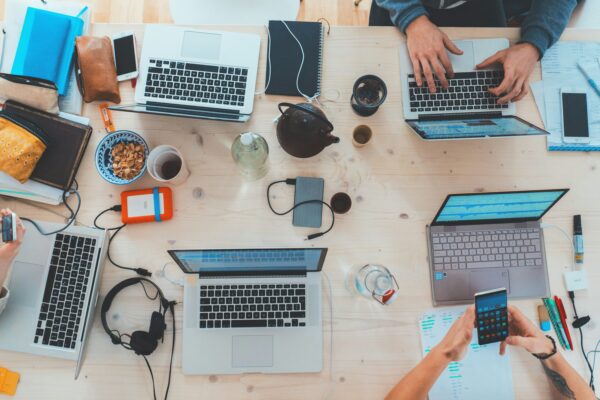 E-Health untuk Ibu dan Anak: Cara Cerdas Jaga Kesehatan di Genggaman Gadget