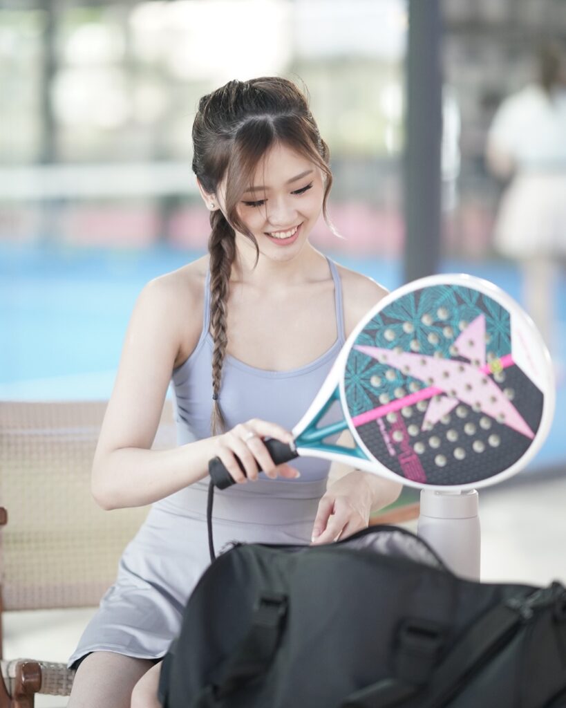 10 Ide Outfit Padel Super Kece Biar Makin Pede di Lapangan