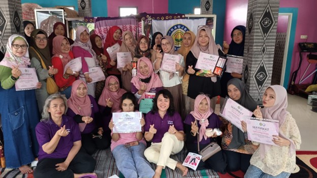 Beauty Class KAUJE Sidoarjo: Dari Self Facial Sampai Make-up Minimalis, Bikin Makin Pede!