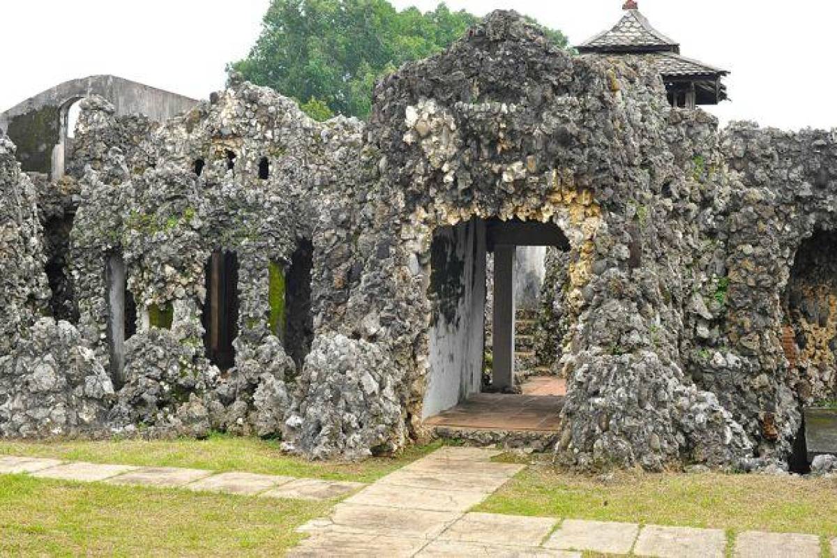 15 Destinasi Kuningan Paling Hits 2026: Dari Gunung, Curug, sampai Situs Bersejarah!
