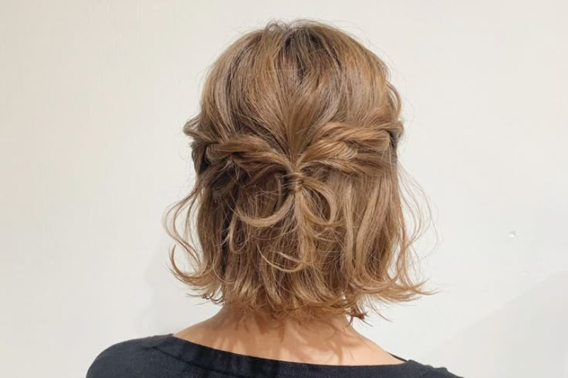 4 Trik Styling Rambut Pendek Biar Nggak Itu-Itu Aja (Tetap Fresh dan Stylish!)