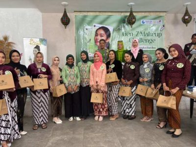 30 Gen-Z Unjuk Skill Makeup di Jepara: Dari Look Estetis sampai Confidence Naik Level!