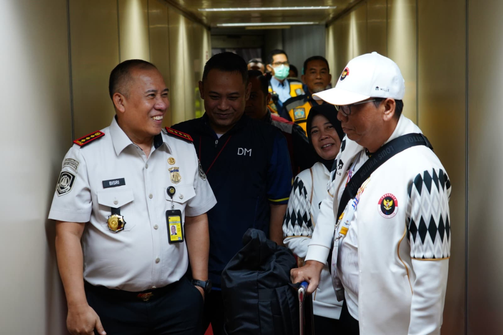Momen Haru di Adi Soemarmo: Imigrasi Surakarta Sambut Sang Jawara ASEAN Para Games
