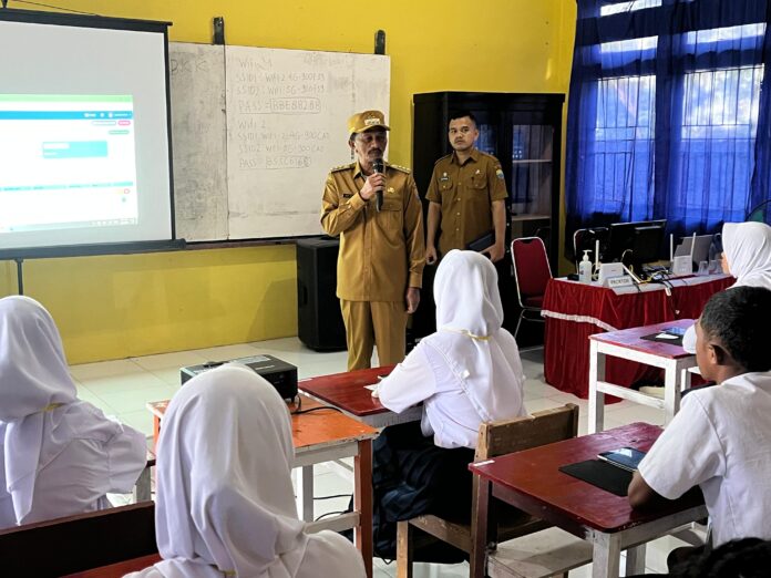 3.485 Siswa SMP di SBB Resmi Ujian Pakai Tablet: Era Baru UAS Tanpa Kertas Dimulai
