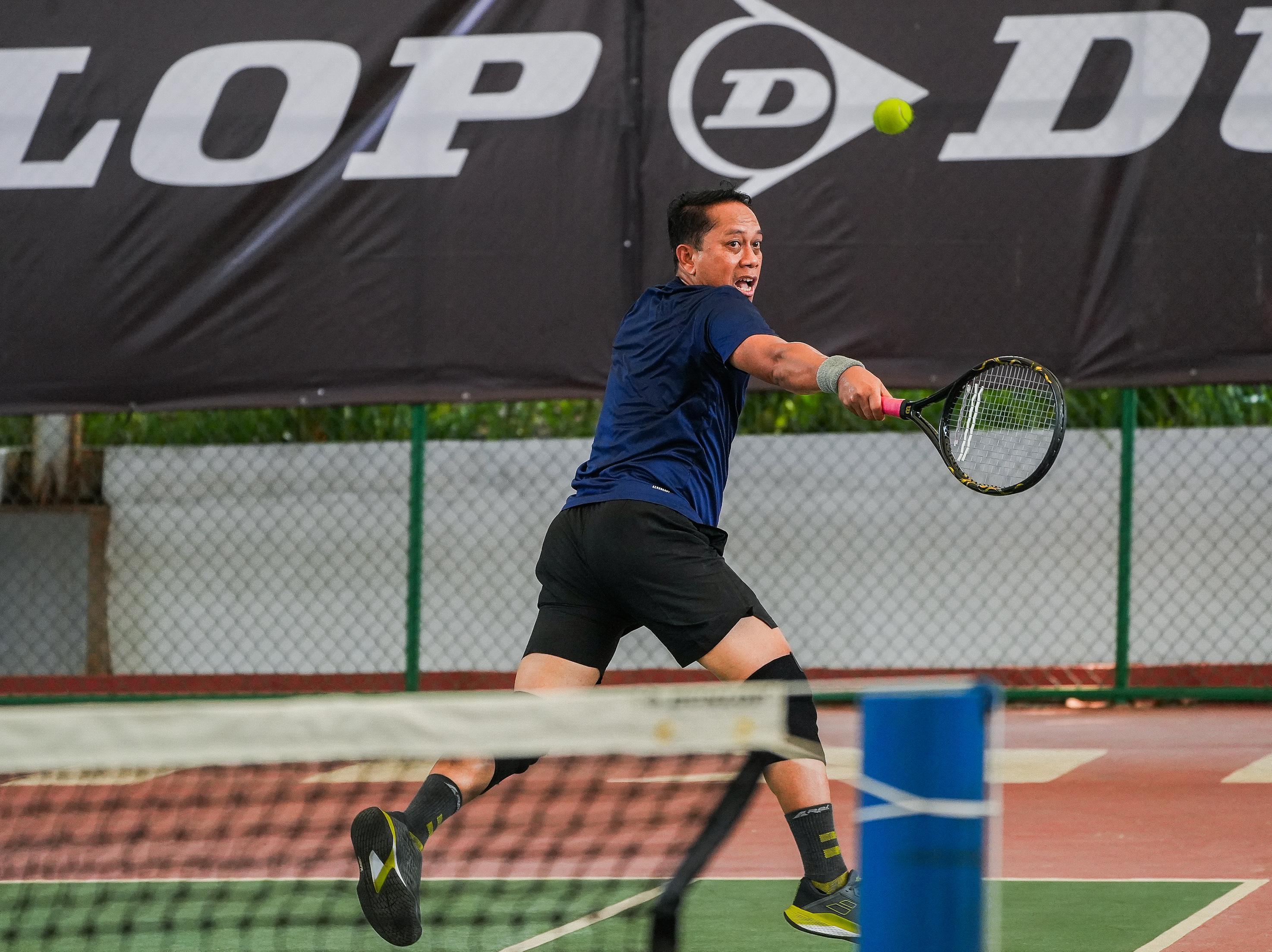 Drama Lapangan Tenis Pengayoman Open 2025: Aksi U-90 yang Bikin Merinding