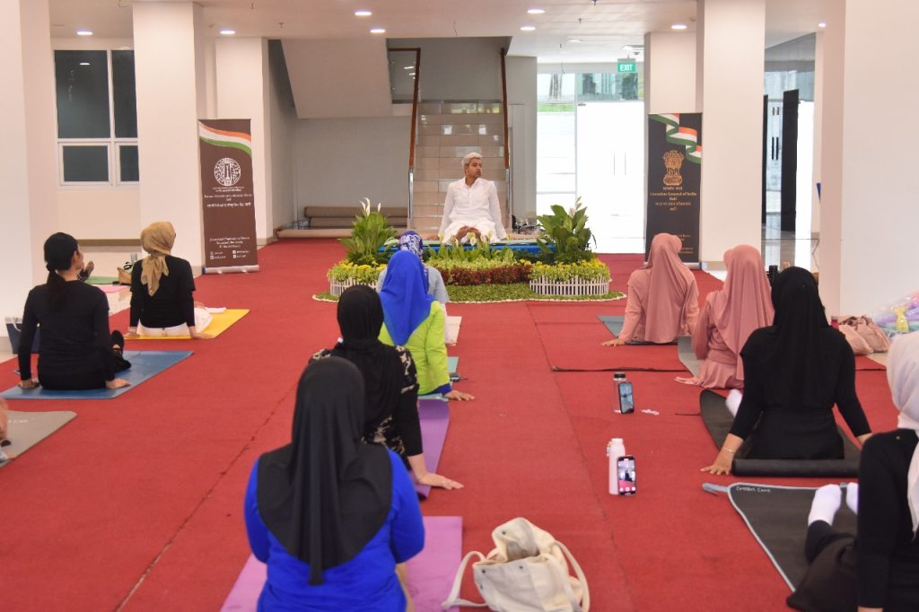 Yoga Pagi, Bharat Corner, dan Beasiswa ke India: Sehari yang Mengubah Cara Pandang Mahasiswa Untad