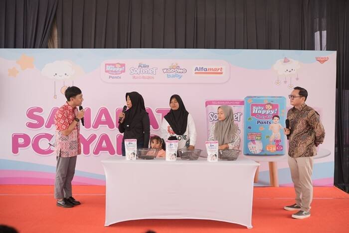 Program Rahasia di Posyandu: Cara WINGS Group & Alfamart Bantu Ibu Jaga Kesehatan dan Kulit Bayi