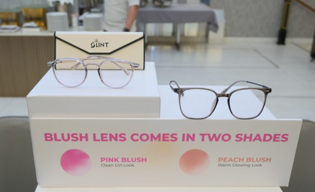 Blush Lens: Trik Sat Set Biar Kelihatan Fresh Tanpa Makeup Tebal