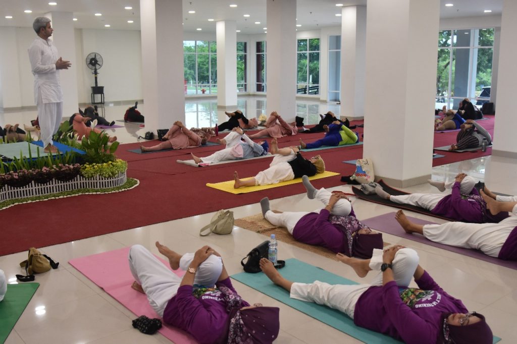 Yoga Pagi, Bharat Corner, dan Beasiswa ke India: Sehari yang Mengubah Cara Pandang Mahasiswa Untad