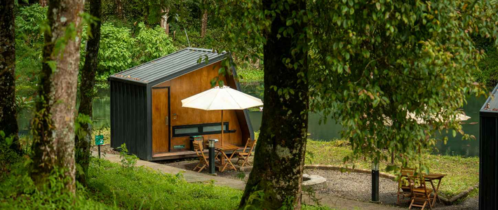 Liburan Awal Tahun di Bobocabin Ranca Upas: Glamping Adem, Romantis, dan Super Nyaman!