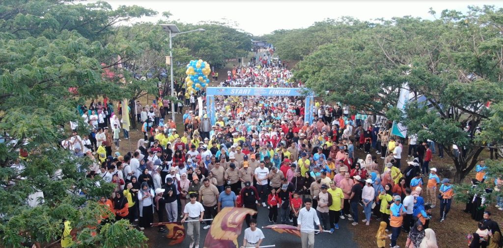 Ratusan Pelari Serbu Kampus! Fun Run & Fun Walk Untad Jadi Pemanasan Menuju Half Marathon