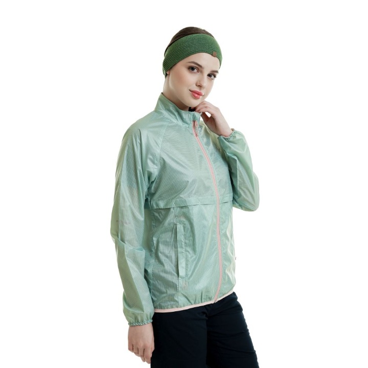 5 Jaket Sport Wanita buat Aktivitas Ringan: Nyaman, Keren, dan Nggak Bikin Gerah!