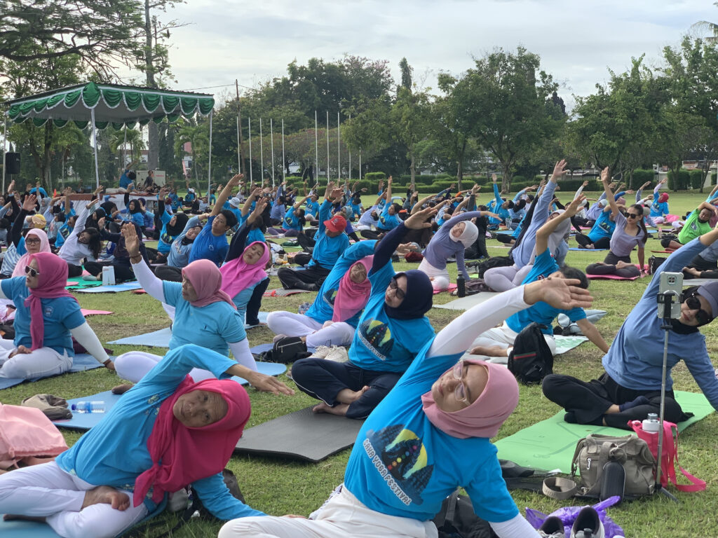 Saka Yoga Festival #8 di Prambanan: Yoga, Spiritualitas, dan Sport Tourism dalam Satu Pagi