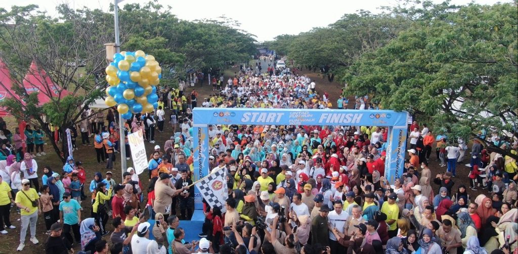 Ratusan Pelari Serbu Kampus! Fun Run & Fun Walk Untad Jadi Pemanasan Menuju Half Marathon