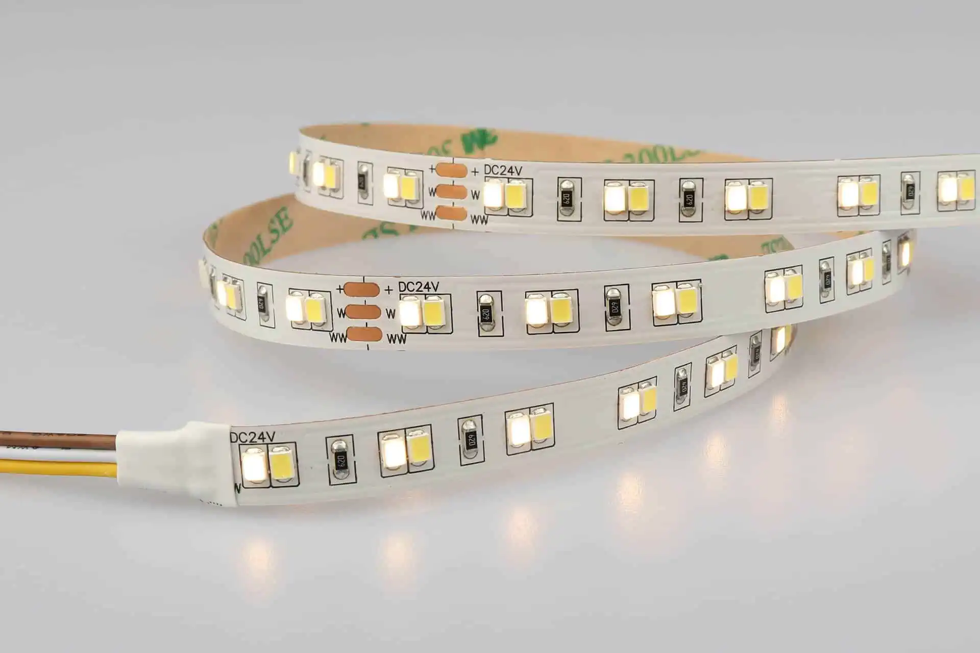 Panduan Lengkap Wiring LED Strip: Anti Redup, Anti Salah Sambung!