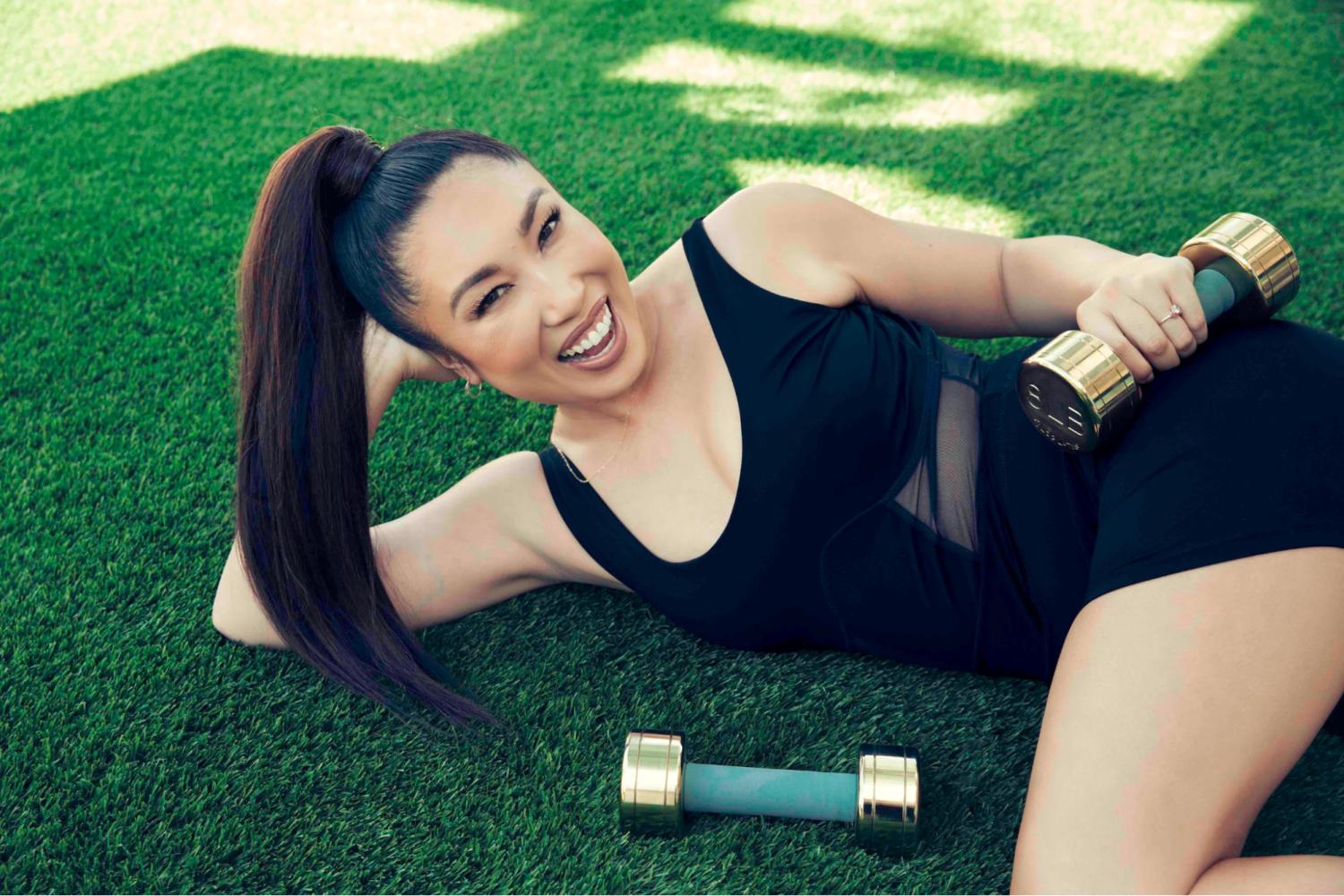 20 Produk Paling Laku 2025: Dari Skincare Glowing sampai Activewear yang Bikin Candu Belanja