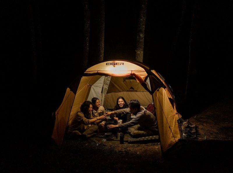 10 Sleeping Bag EIGER Paling Nyaman: Ringan, Hangat, dan Siap Diajak Naik Gunung!