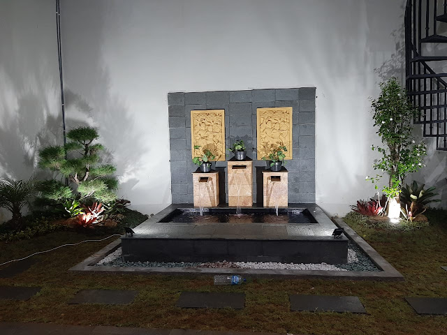 10+ Ide Kolam Air Terjun Batu Alam yang Bikin Taman Rumah Auto Mewah dan Adem