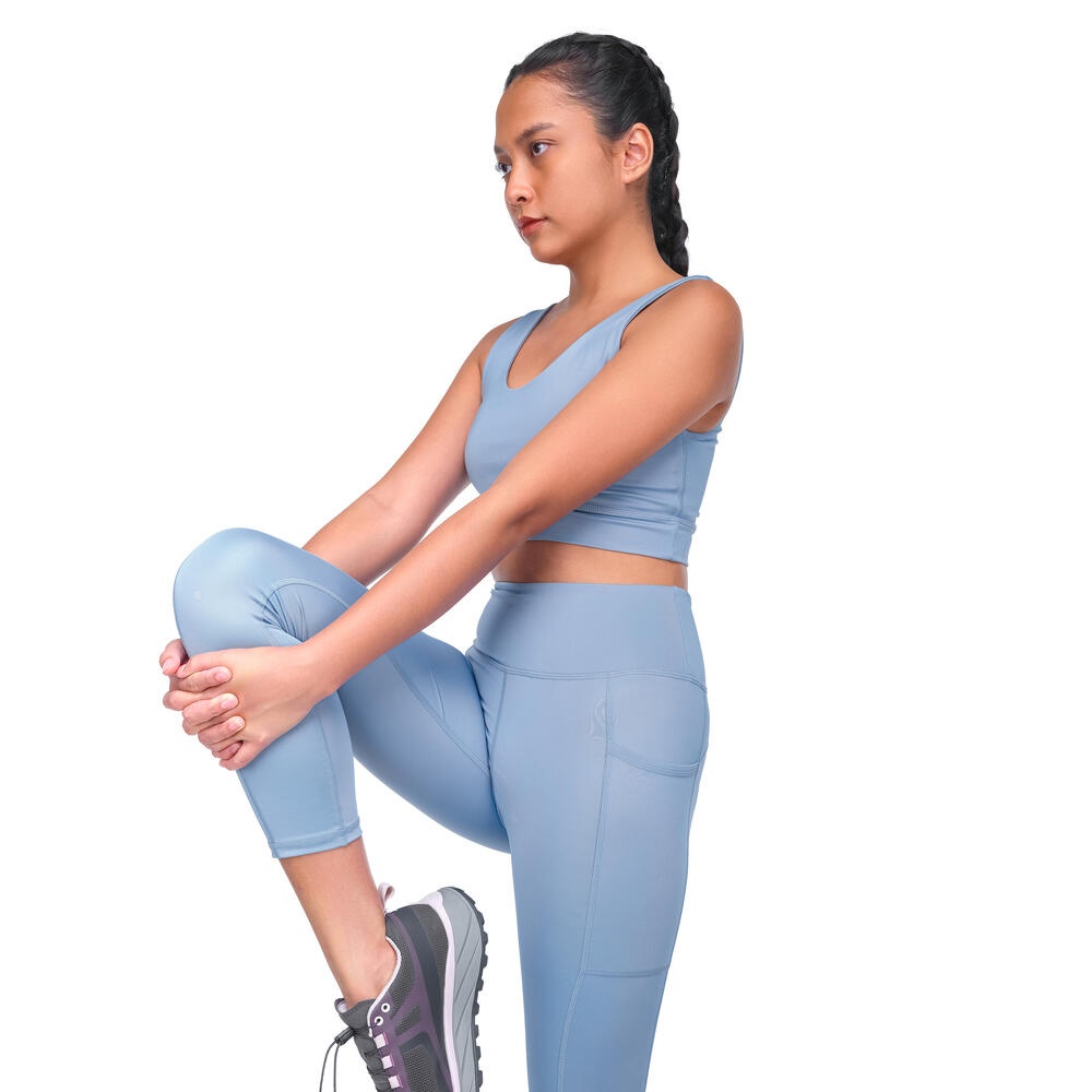 9 Outfit Yoga Wanita yang Bikin Gerak Leluasa dan Tetap Super Stylish