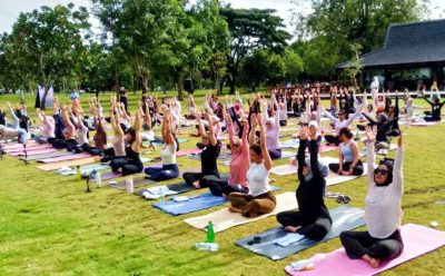 Lari, Nafas, dan Zen di Borobudur: Serunya Shakeout Run Plus Yoga Jelang Marathon
