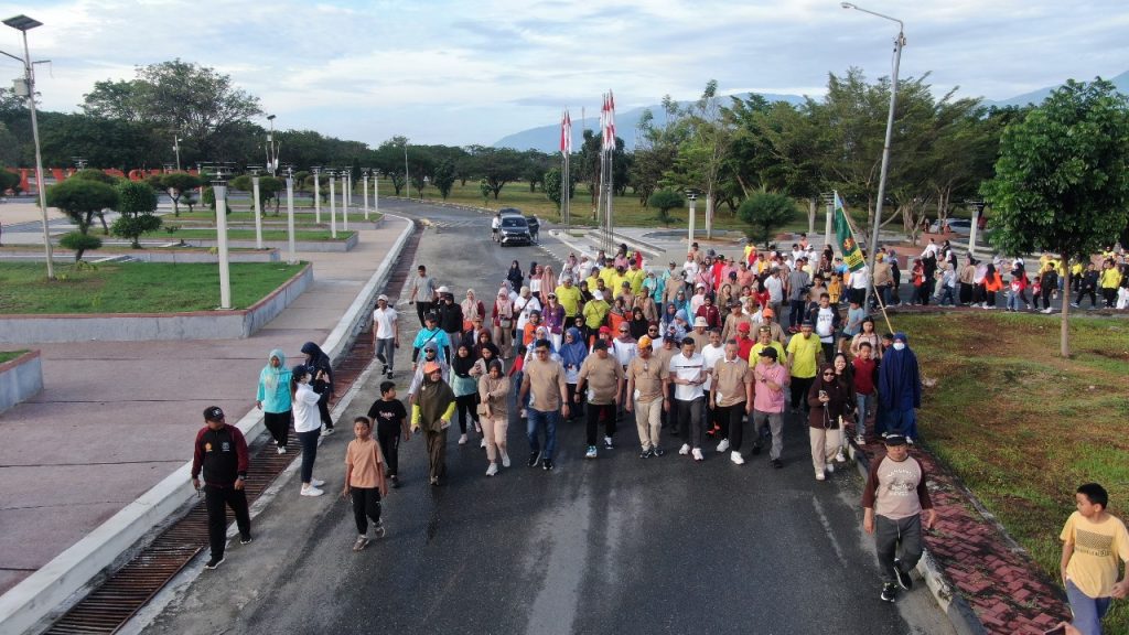 Ratusan Pelari Serbu Kampus! Fun Run & Fun Walk Untad Jadi Pemanasan Menuju Half Marathon