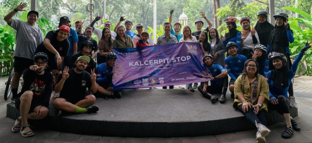 Healing Makin Berarti: Yoga Adem & Fun Bike Seru di Aryaduta Bandung Bikin Jiwa Auto Recharge!