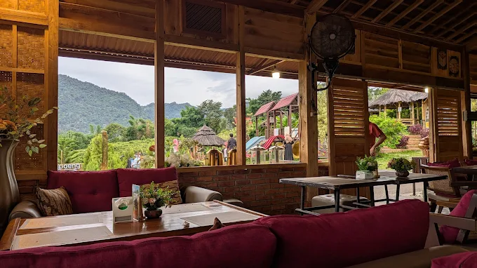 14 Destinasi Hits di Sentul: Dari Gunung, Curug, Sampai Tempat Kuliner Family Friendly!