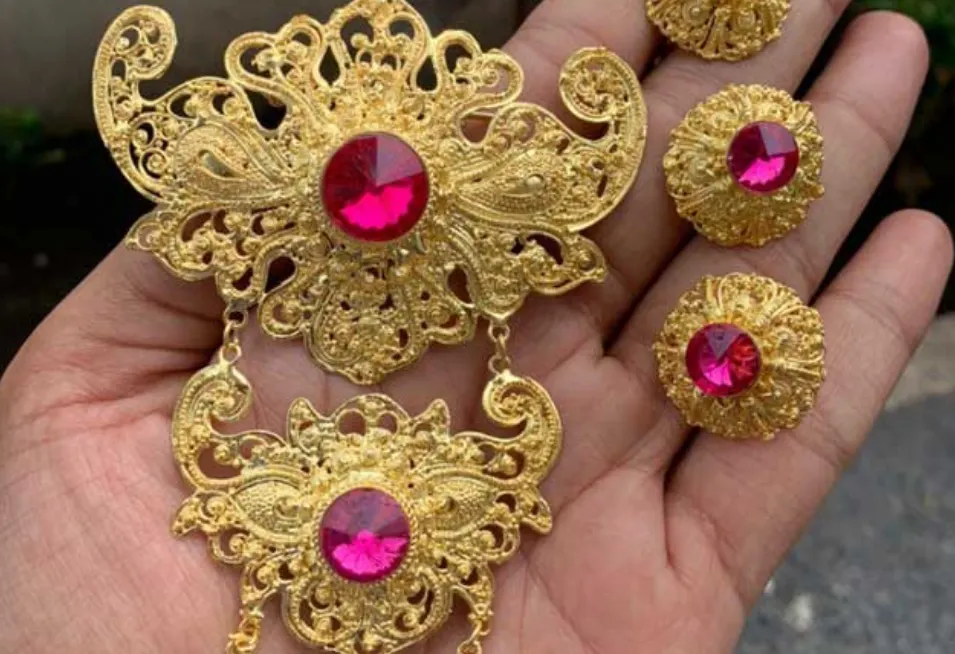 10 Oleh-Oleh Khas Bali Paling Wajib Beli, Biar Liburan Nggak Cuma Jadi Kenangan di Galeri
