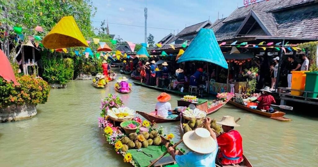 Pattaya Floating Market: Surga Belanja, Jajan, dan Hunting Foto Kekinian di Atas Air